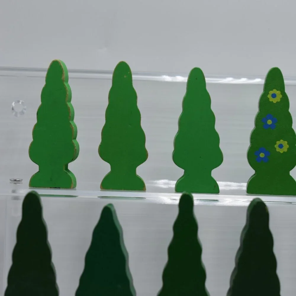 Lot of 25 Wooden Pine Trees and Spiral Trees 2" Evergreen for Train Playset - Picture 4 of 9